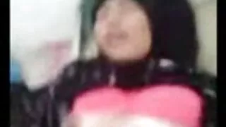 Чудова жінка ретельно смоктала хлопця в машині порно на телефон безкоштовно