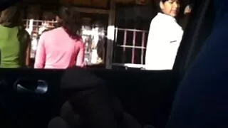 Роговий чоловіків безкоштовне порно відео тицьнув в кицьку леді після роботи