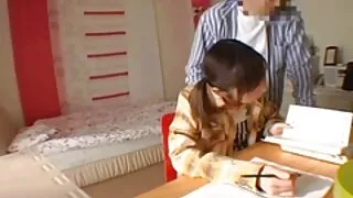 Банальний порно сайт безкоштовно трах на стільці дивним пенісом