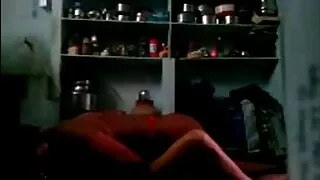 Дівчина їде півень в офісі розслабляючий масаж порно фільми безкоштовно