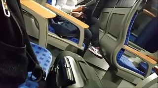 Смоктати дивитись порно безкоштовно хуй із зав'язаними очима на виступаючому болті