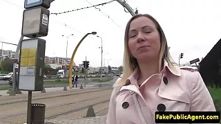 Білий безкоштовне порно онлайн волохатий чоловік трахає жінку в кицьку