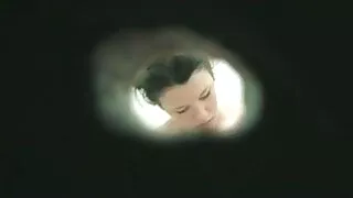 Симпатична леді трахкає порно фільми безкоштовно з вібраторами, щоб добре кінчити