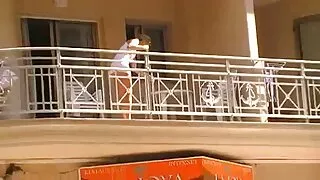Дивовижний трах в кунку жінкою в подивитись порно безкоштовно чорній сукні